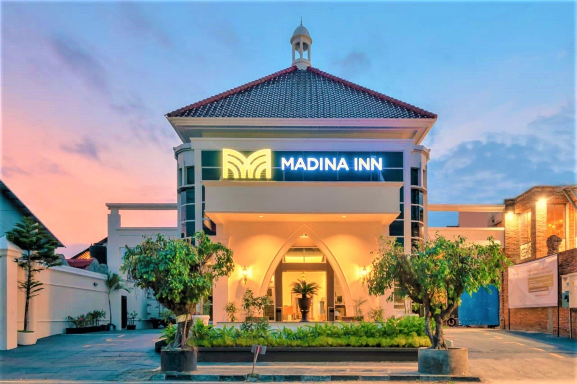 Madina Inn Джок'якарта Екстер'єр фото