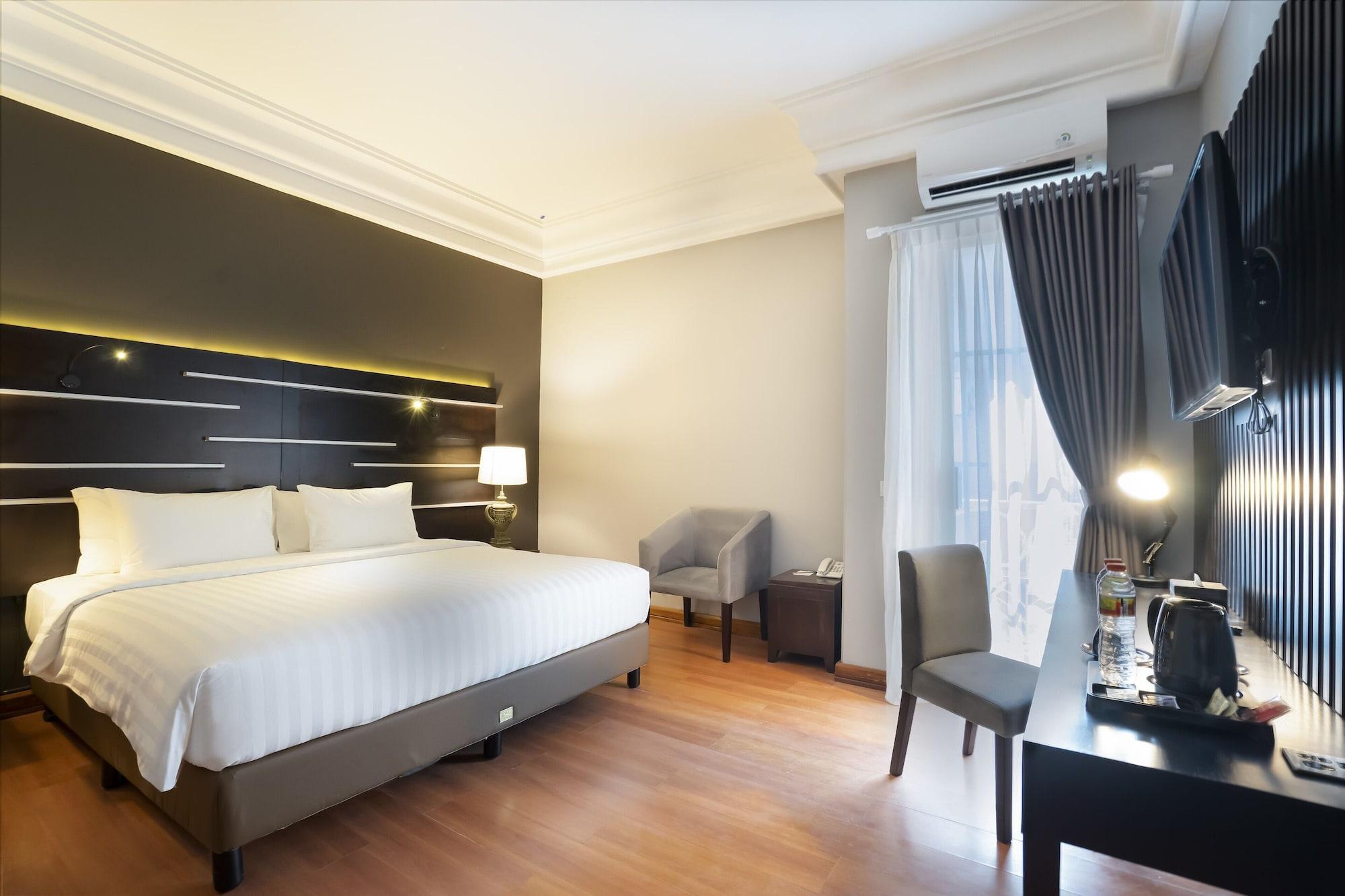Madina Inn Джок'якарта Екстер'єр фото